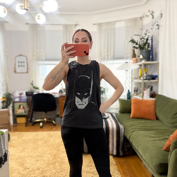 Black / Grey Batman Graphic Muscle Tee Tank Top - Sz small - Picture 2 of 13